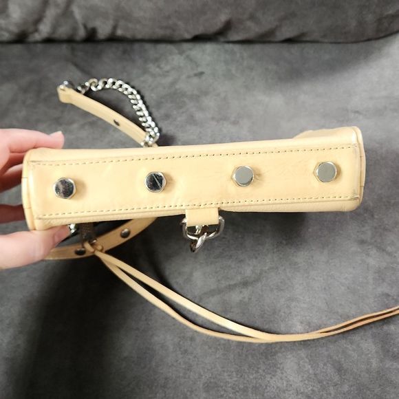 Rebecca Minkoff Cream Crossbody Bag - Picture 8 of 16